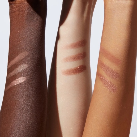 ✨Sold✨ Glossier Monochromes Eyeshadow Trio - Picture 7 of 7